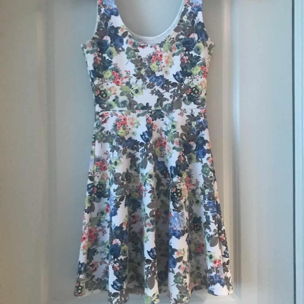 Floral summer dress!